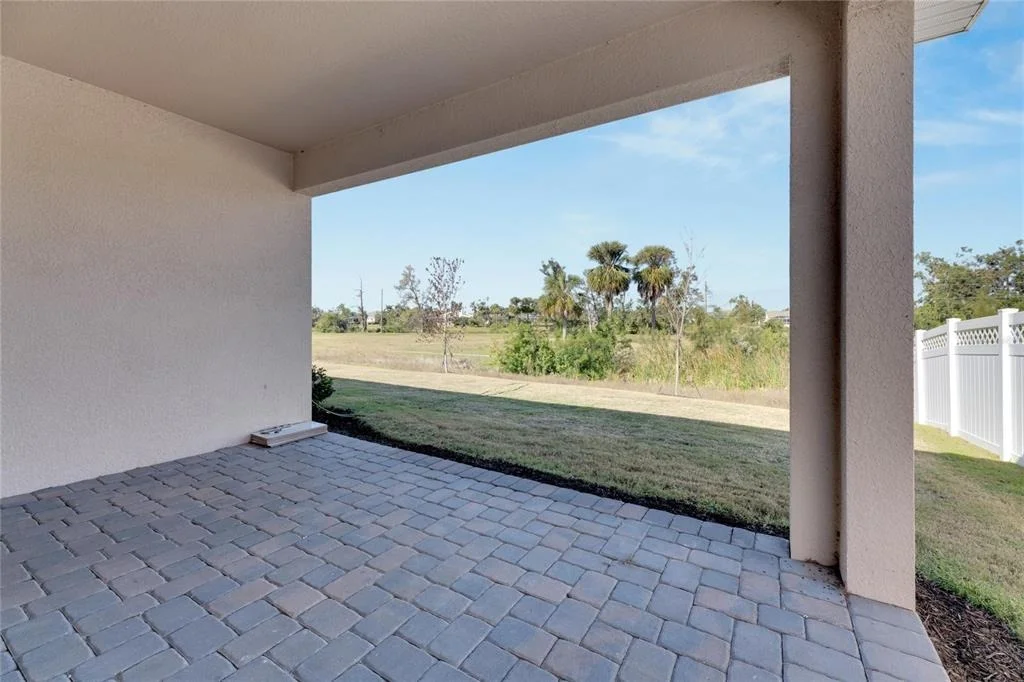 Photo of 923 SIGNET DRIVE