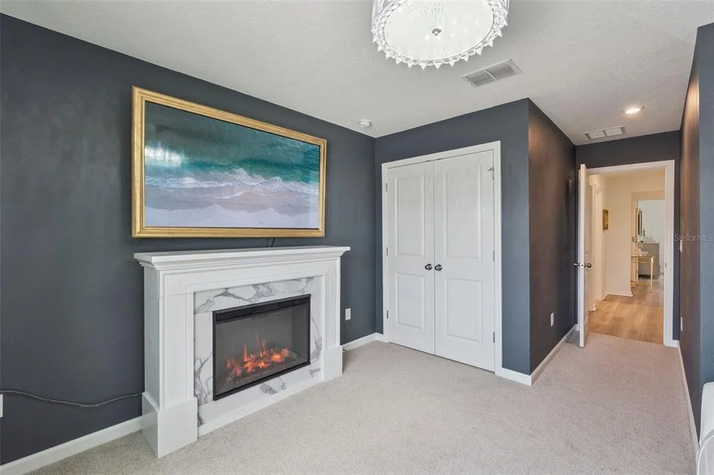 Photo of 896 SPRING PALMS LOOP
