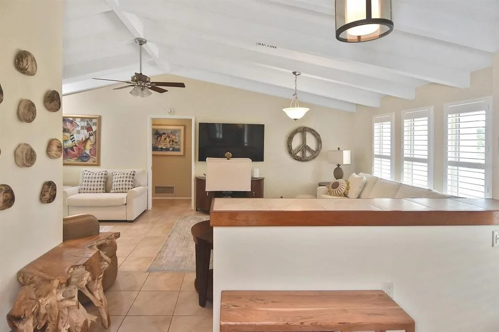 Photo of 429 DARLING DRIVE