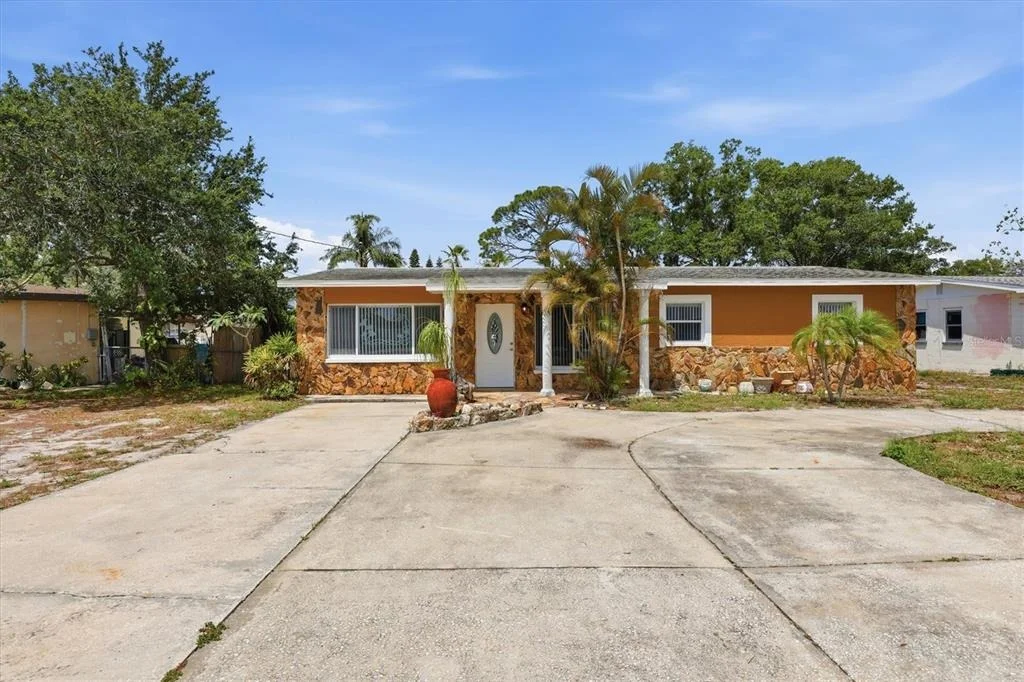 Photo of 721 BAYSHORE DRIVE