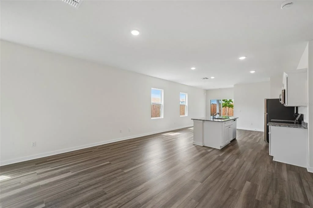 Photo of 10534 CURVING CREEK LOOP
