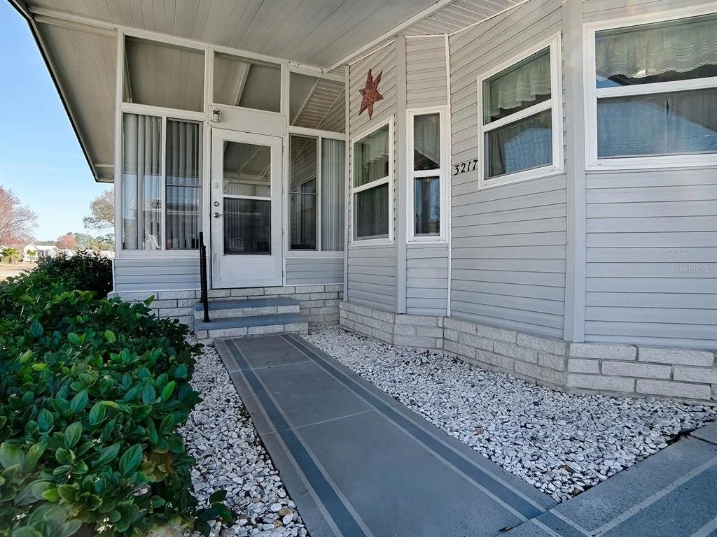 Photo of 3217 MANATEE ROAD