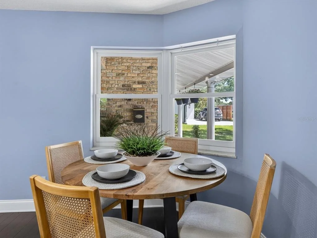 Photo of 333 CORNWALL ROAD