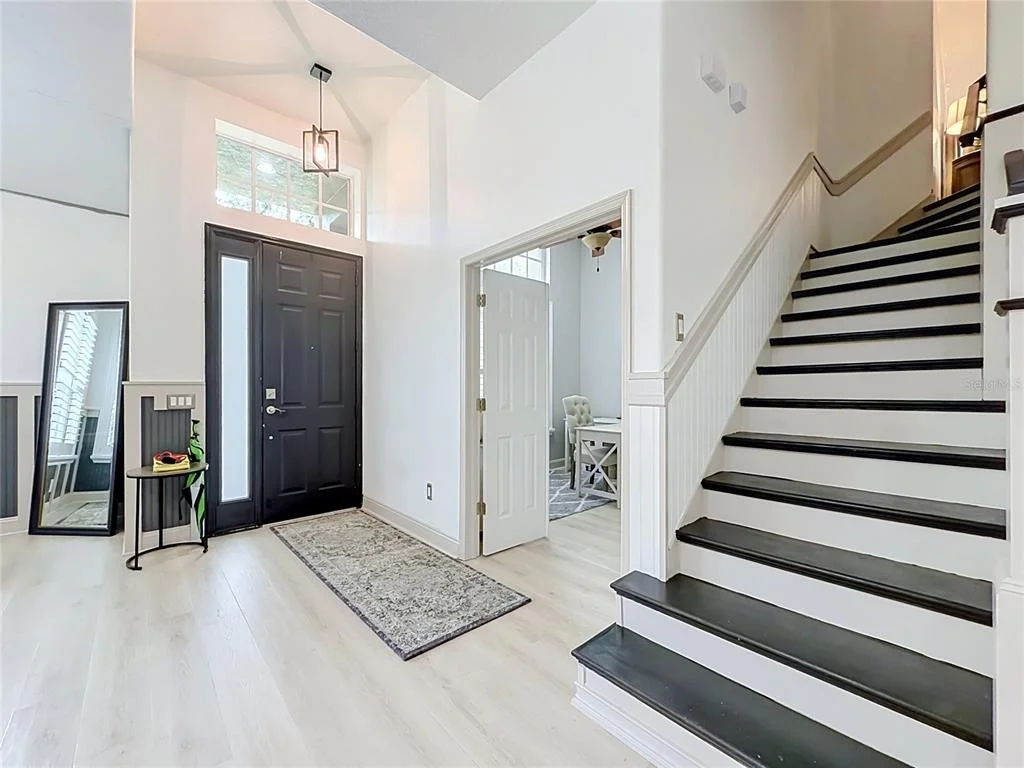 Photo of 5846 BENT GRASS DRIVE
