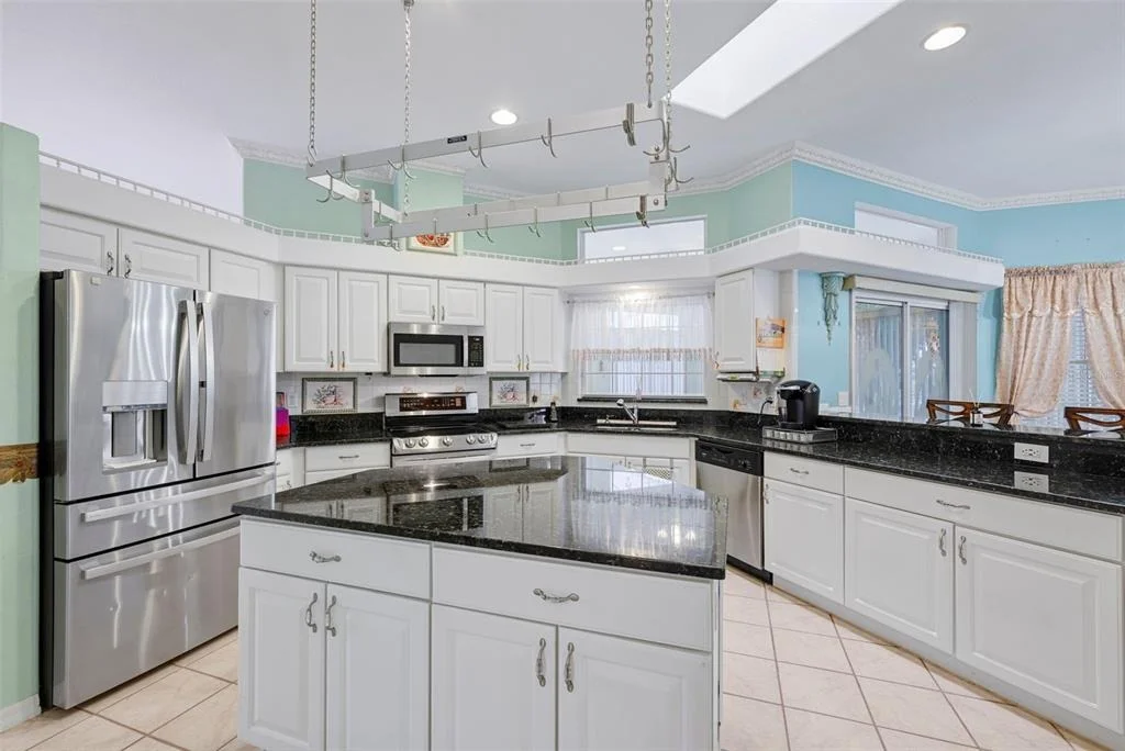 Photo of 52 BUTTONWORTH DRIVE