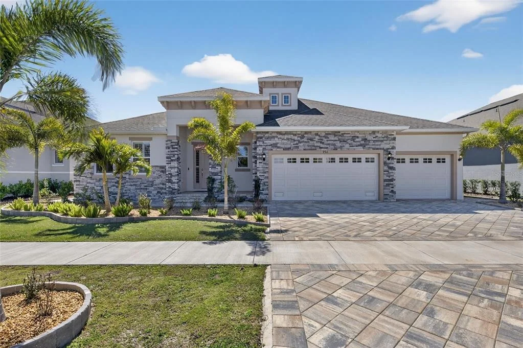 Photo of 994 SIGNET DRIVE