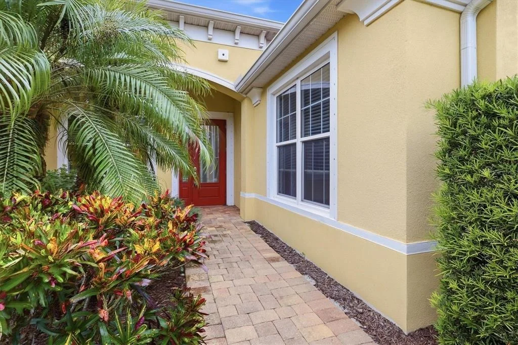 Photo of 640 HONEYFLOWER LOOP