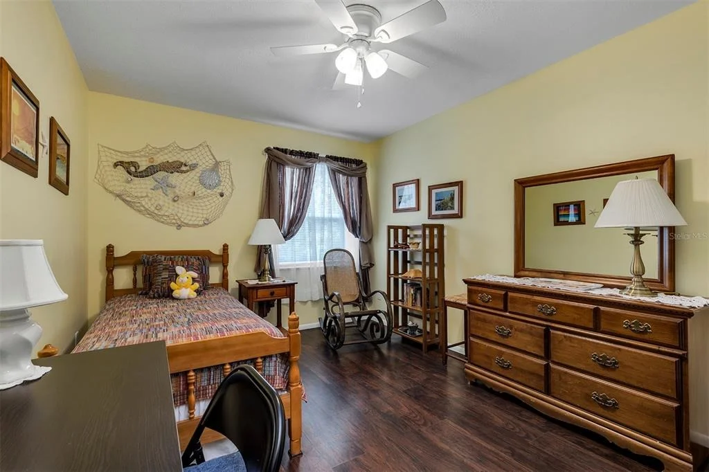 Photo of 406 STERLING LAKE DR
