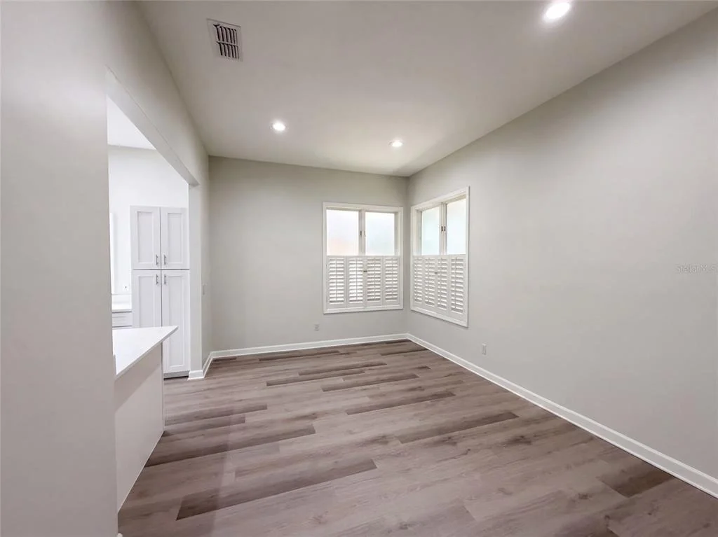 Photo of 24 BAY POINTE DRIVE
