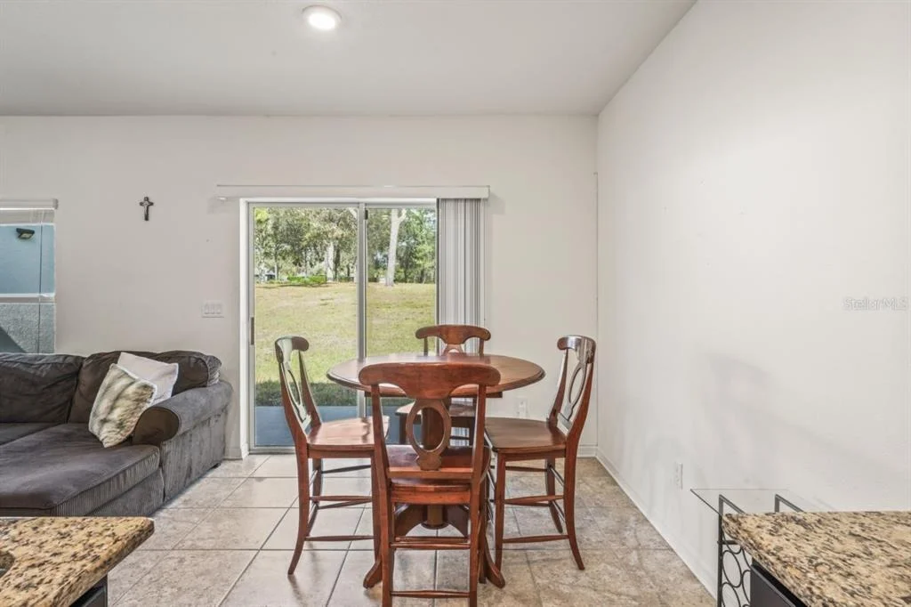 Photo of 571 OLD WINDSOR WAY
