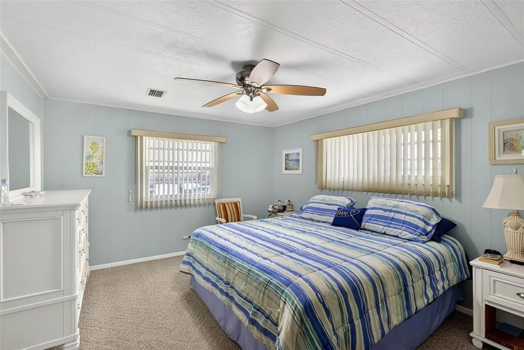 Photo of 652 LA SALA