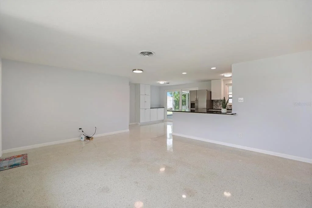 Photo of 3485 ROSLYN ROAD