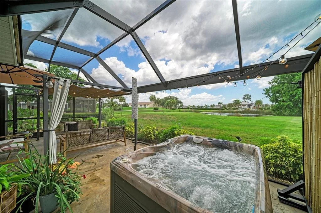 Photo of 6604 STONE RIVER ROAD