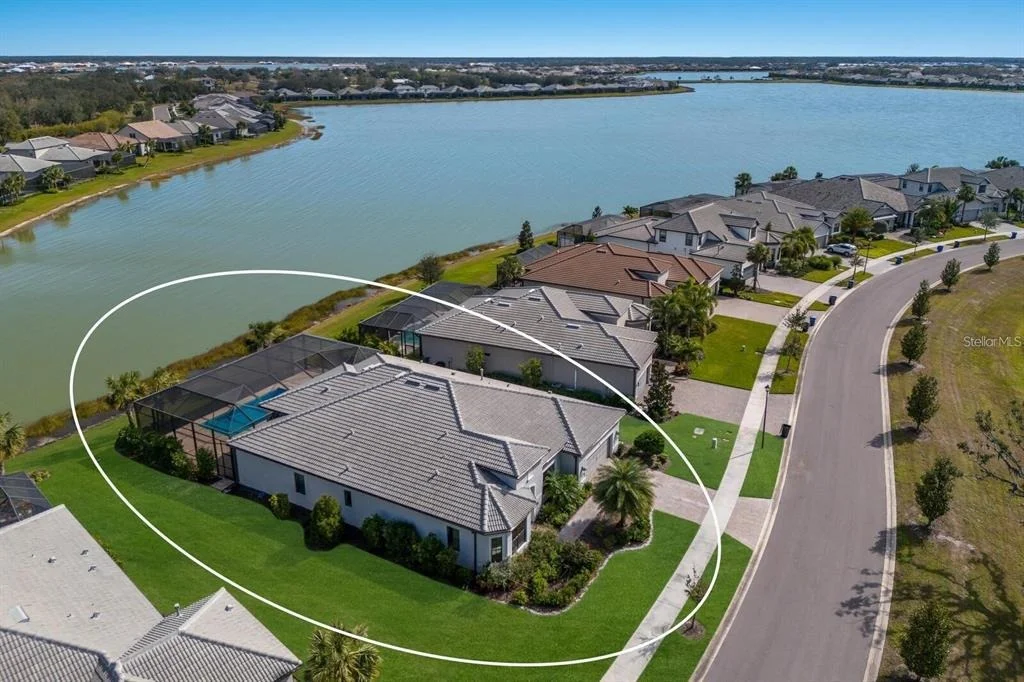 Photo of 712 SIGSBEE LOOP