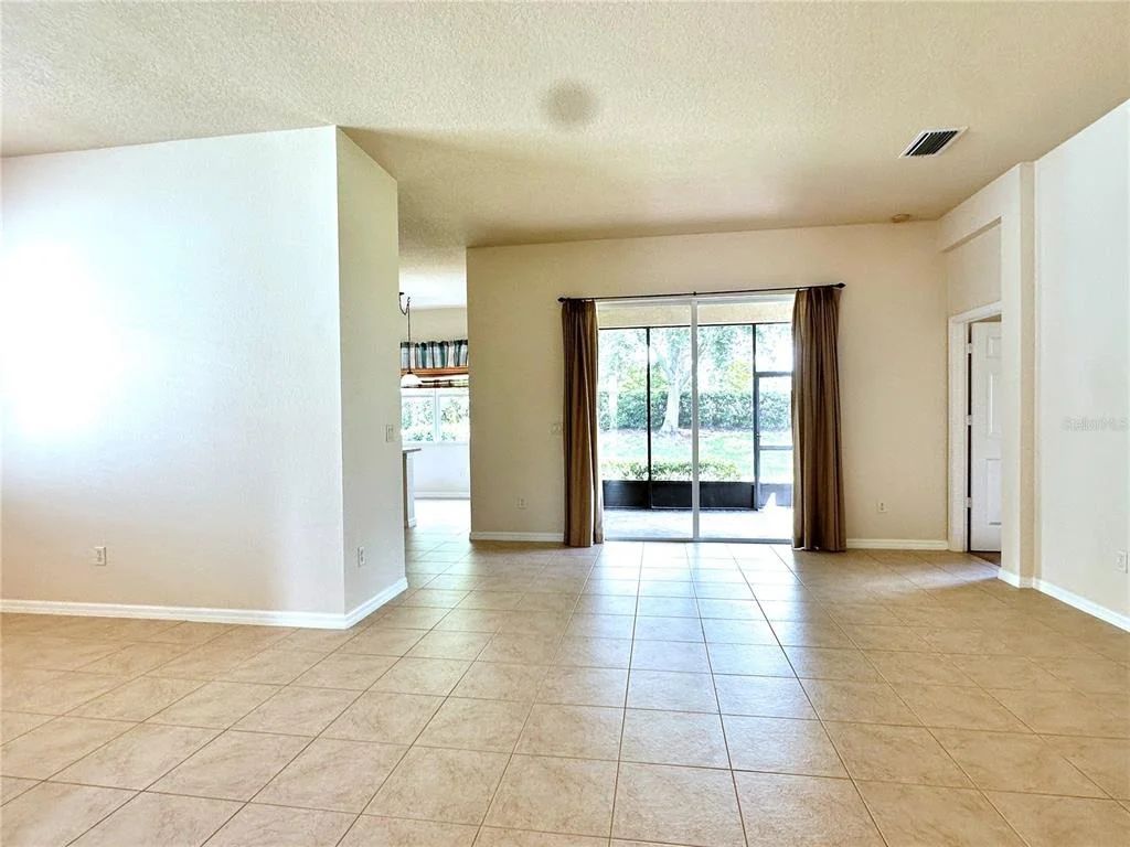 Photo of 4950 SANDY BROOK CIRCLE
