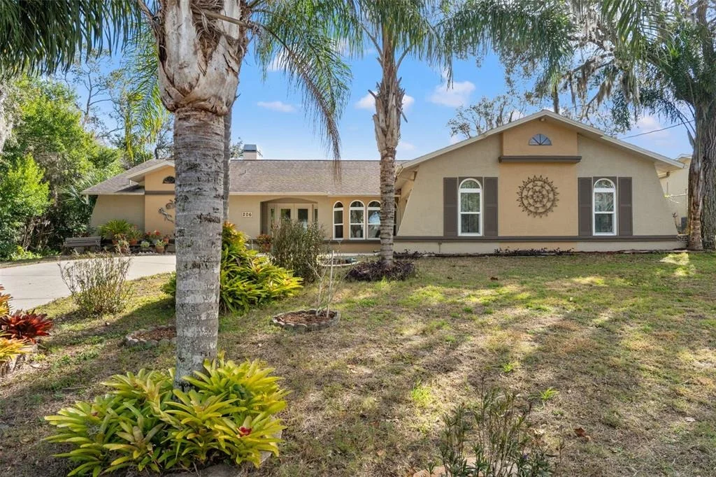 Photo of 206 RUSK CIRCLE