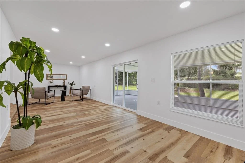 Photo of 2928 FOREST CIRCLE