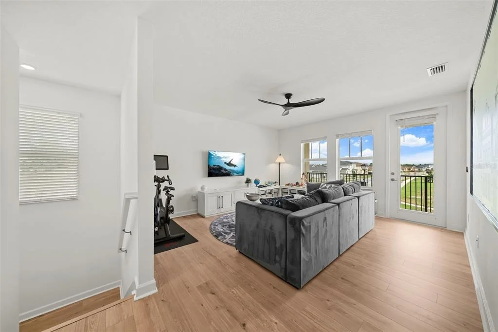 Photo of 660 VERIDIAN CIRCLE NW