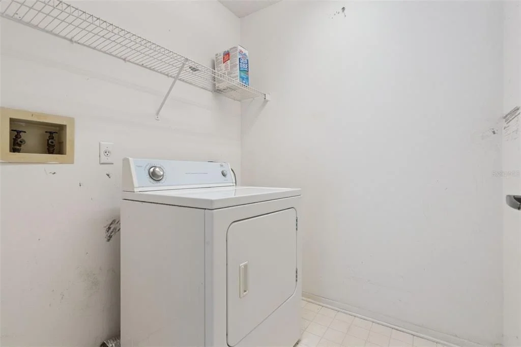 Photo of 523 ROCHESTER LOOP