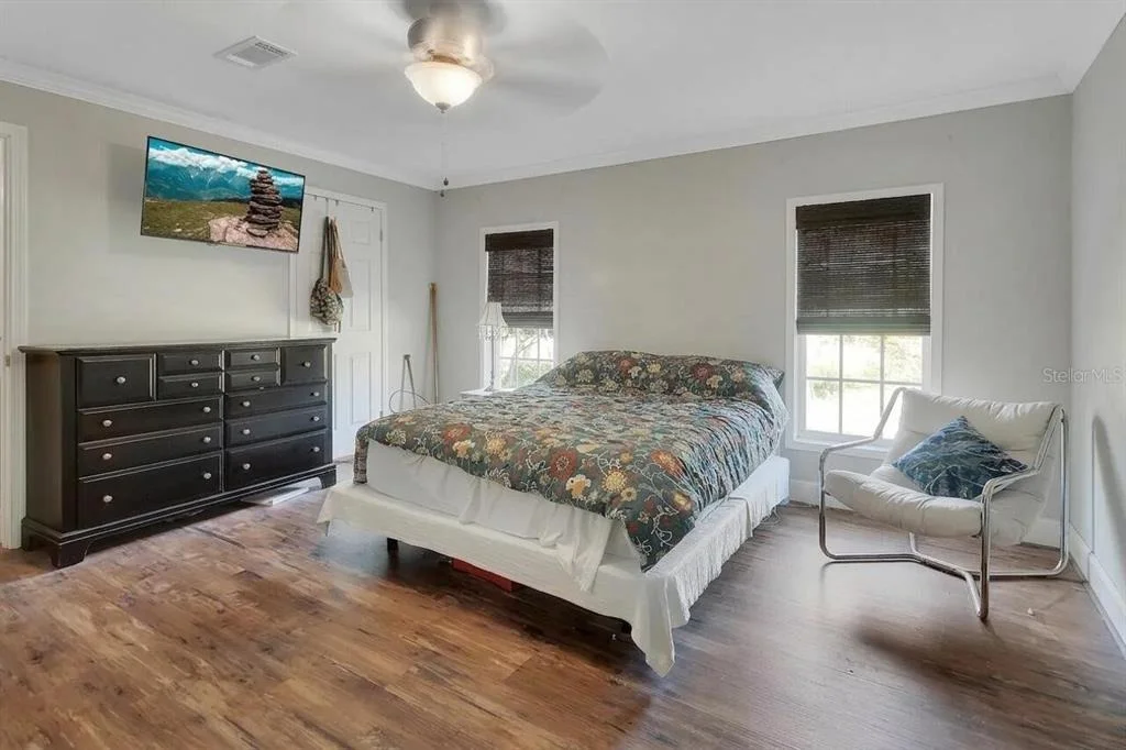 Photo of 369 GARDEN LANE