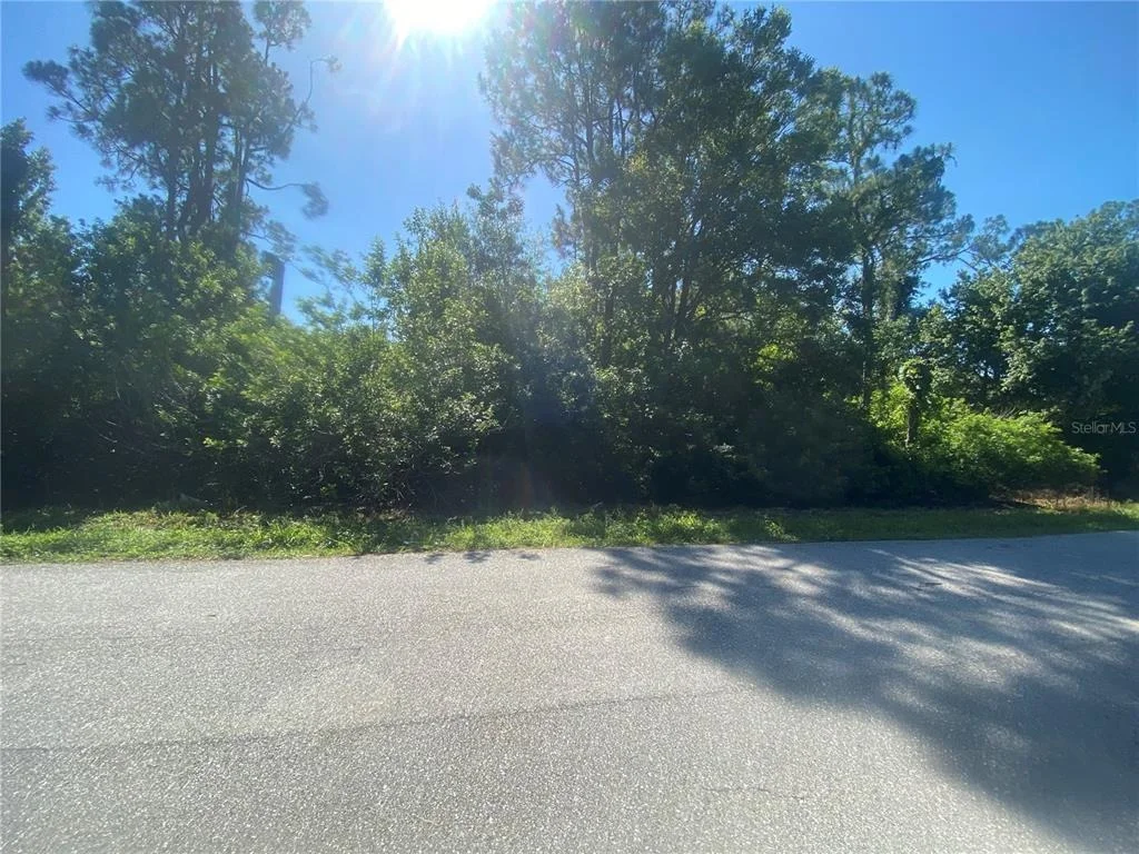 Photo of 906 PORSCHE AVENUE