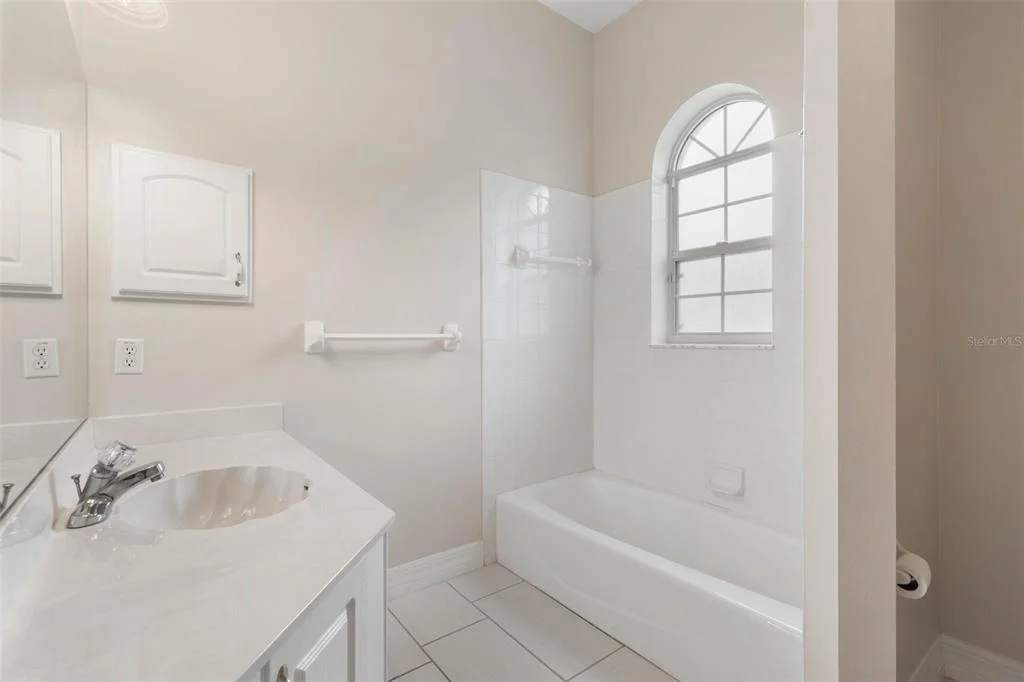 Photo of 47 CAMBRIDGE TRACE