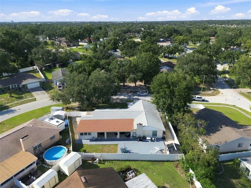 Photo of 1325 OAKCREST DRIVE