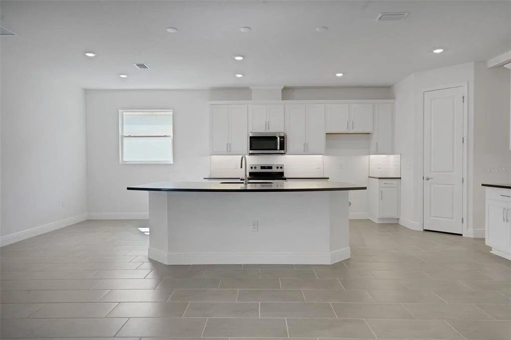 Photo of 7425 SEA MANATEE STREET