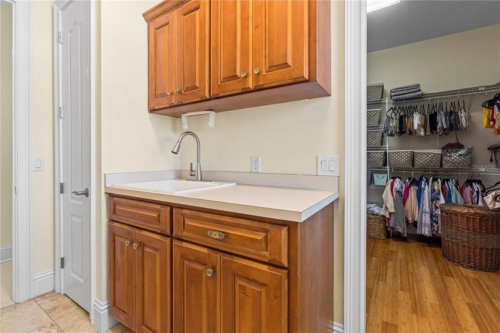 Photo of 3952 VERSAILLES DRIVE