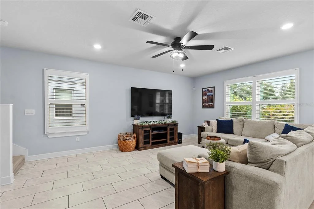 Photo of 9109 ROYAL RIVER CIRCLE