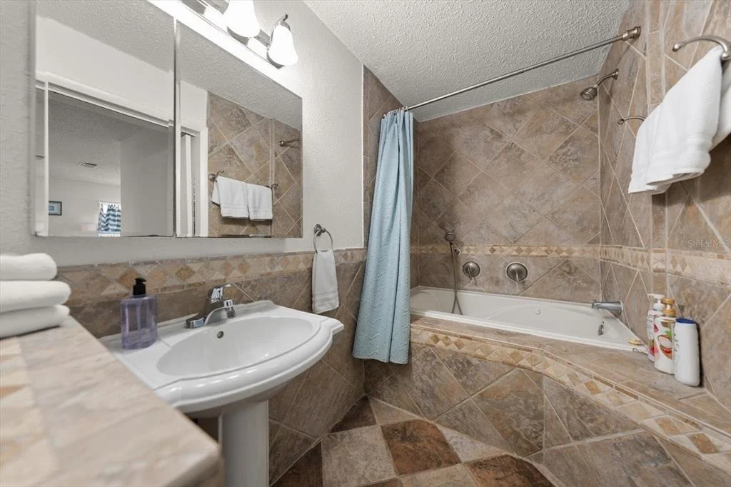 Photo of 1 MAPLEWOOD AVENUE