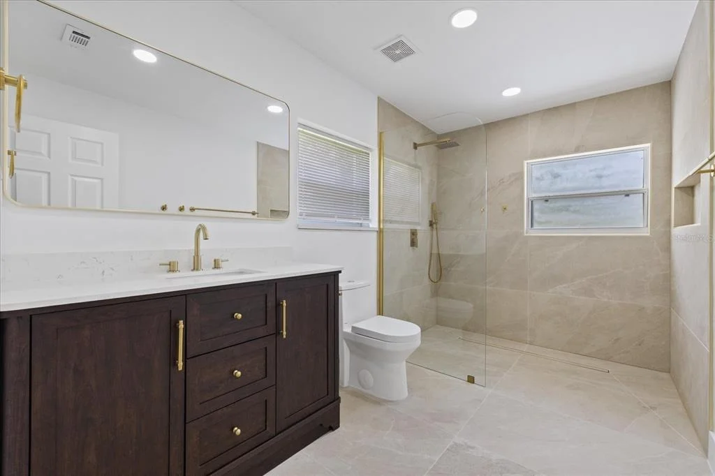 Photo of 2928 FOREST CIRCLE