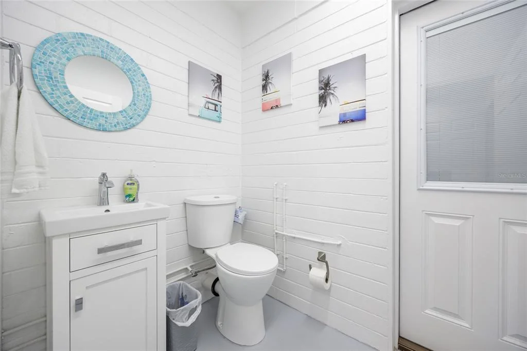 Photo of 7 NEPTUNE PARK DR.