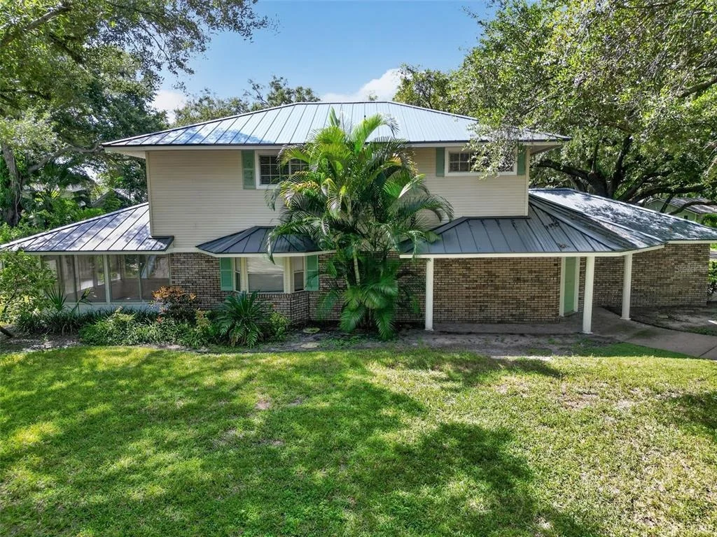 Photo of 6812 ARBOR OAKS DRIVE