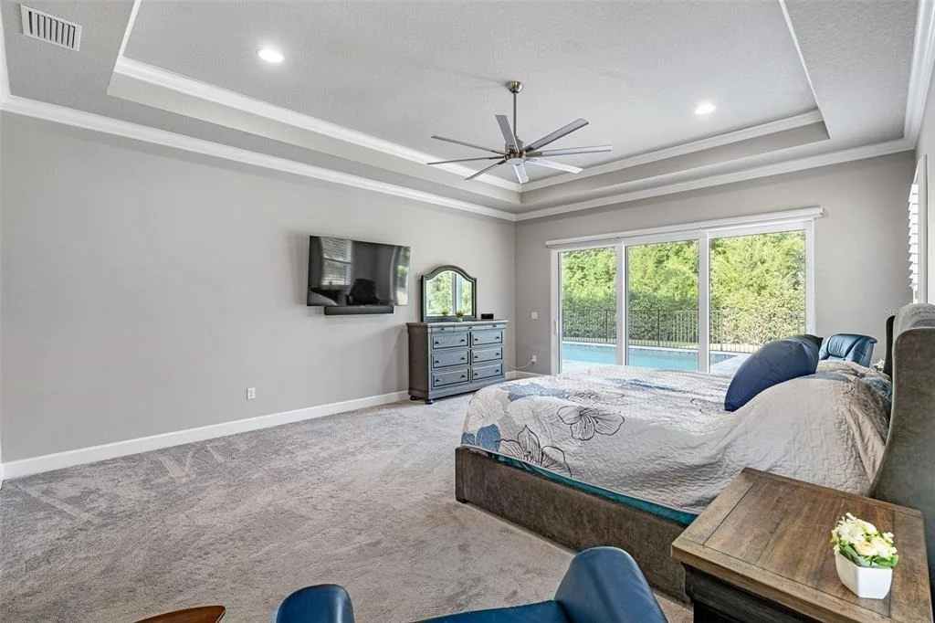 Photo of 998 DOWNSHIRE LANE