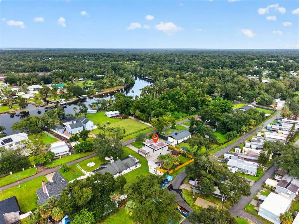 Photo of 11317 SYLVAN GREEN LANE