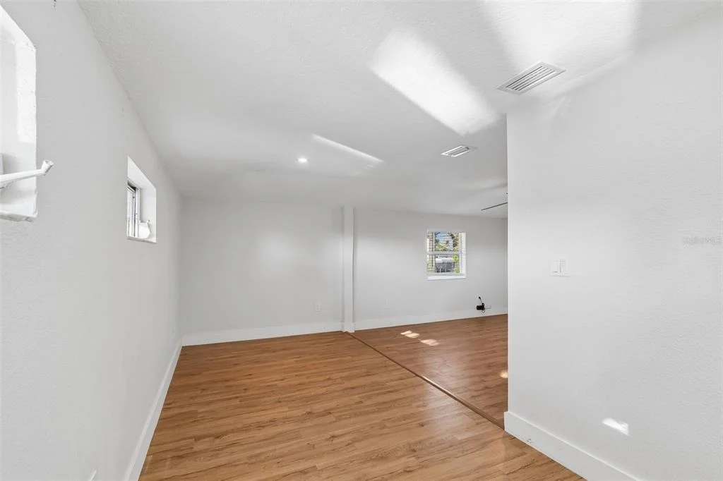 Photo of 125 HARBOR BLUFF DRIVE