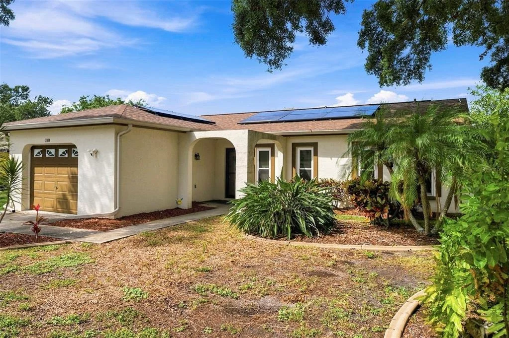 Photo of 2460 BEACON GROVES BOULEVARD