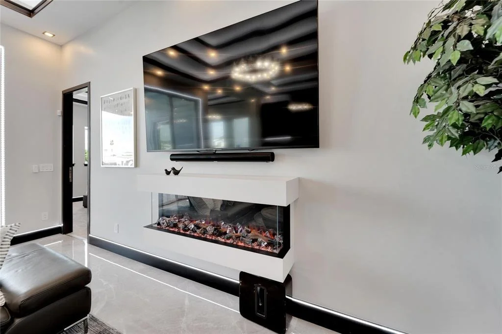 Photo of 6542 SIMONE SHORES CIRCLE
