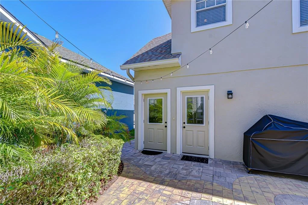 Photo of 6135 CHURCHSIDE DRIVE
