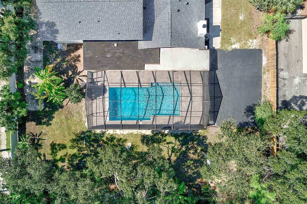 Photo of 1595 OAK LANE