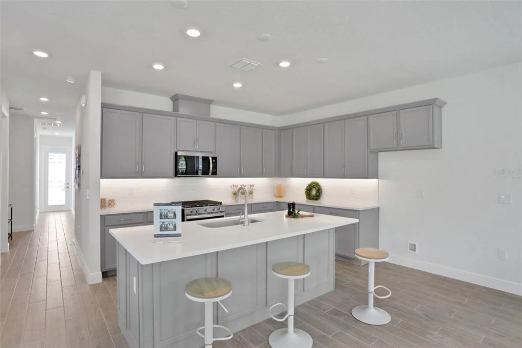 Photo of 9124 WALCOTT LANE