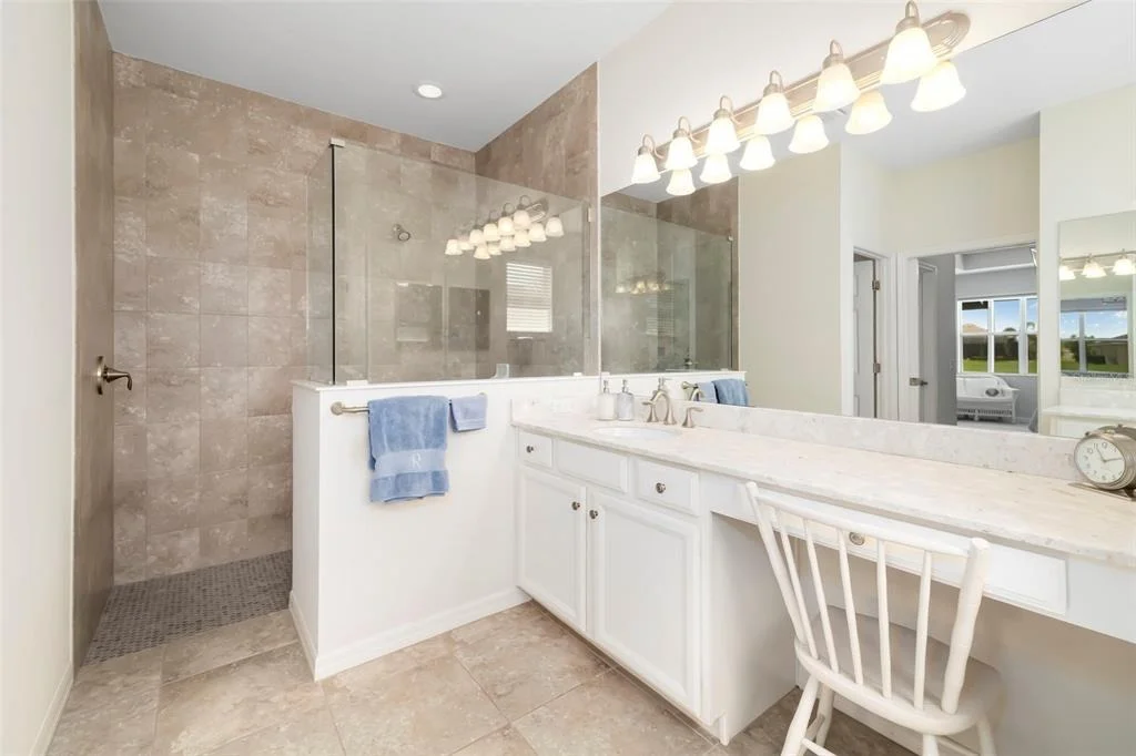 Photo of 332 CHANTILLY TRAIL