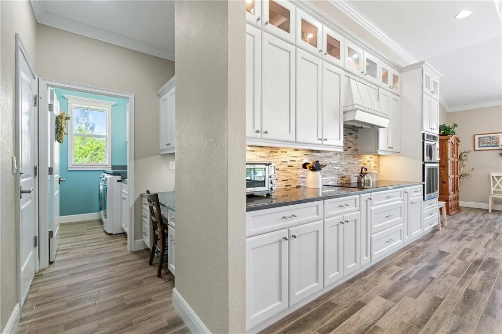 Photo of 15156 LEIPZIG CIRCLE