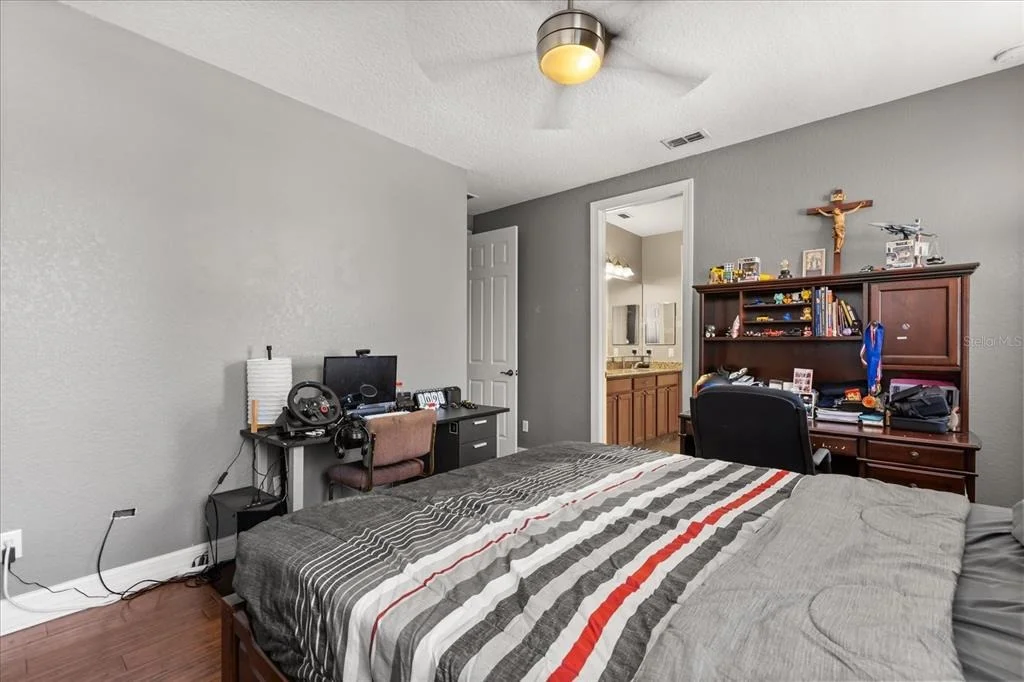 Photo of 2450 DAHLGREN WAY
