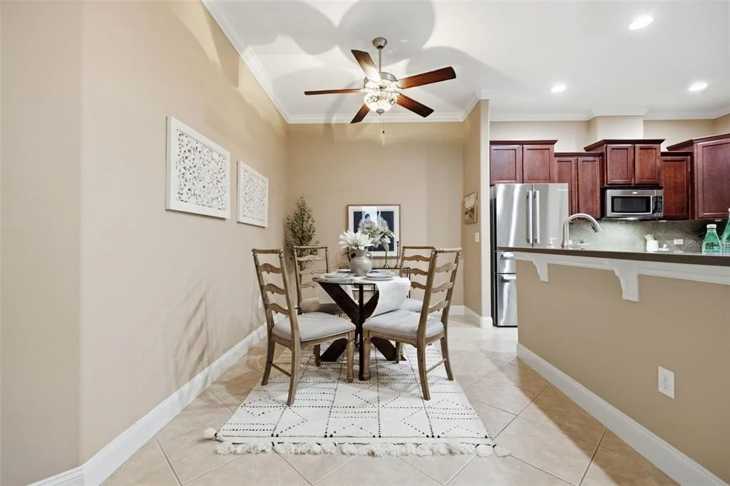 Photo of 2821 DEVONOAK BOULEVARD