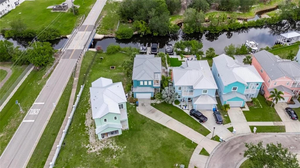 Photo of 6512 SIMONE SHORES CIRCLE