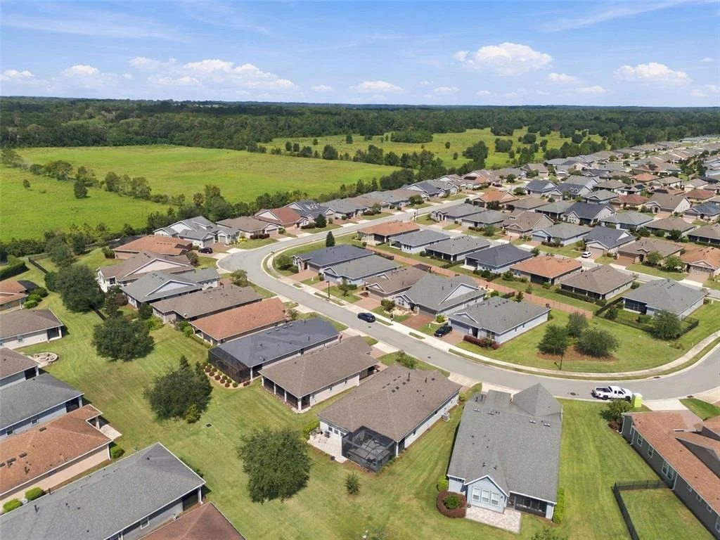 Photo of 5665 NW 40TH LOOP