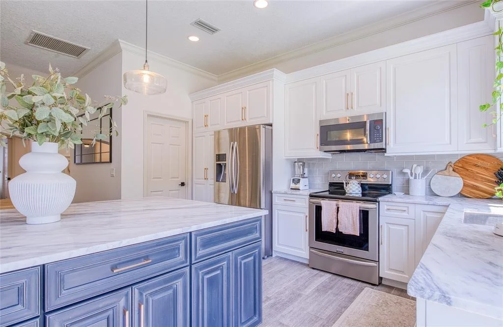 Photo of 2182 TREVOR ROAD