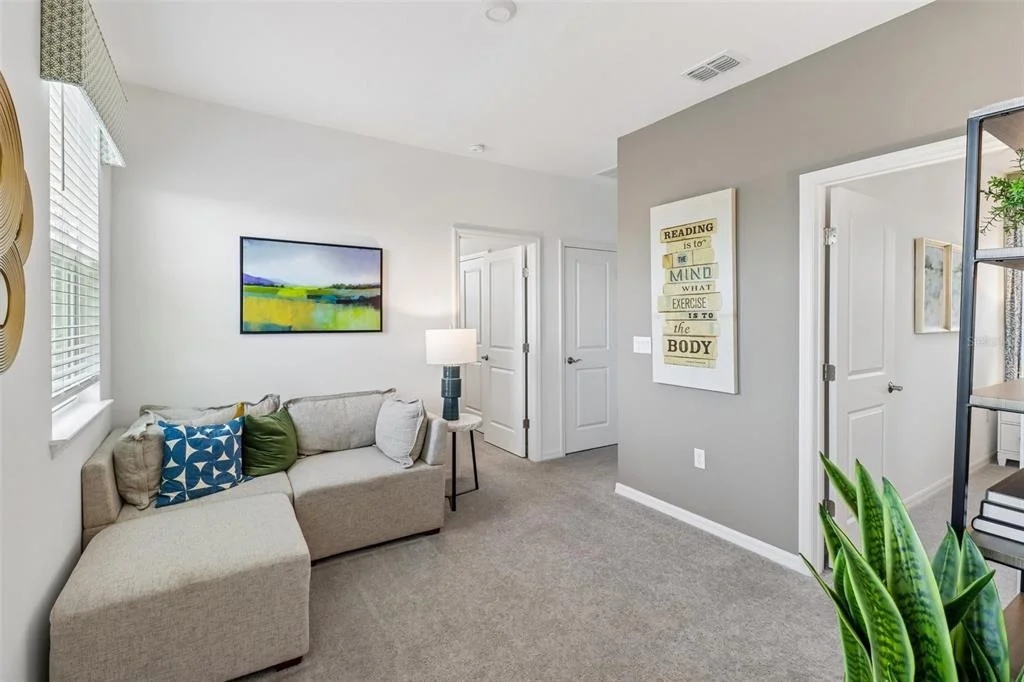 Photo of 1845 HORSETAIL DRIVE